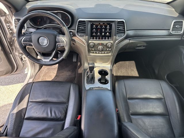 Jeep Grand Cherokee Vehicle Full-screen Gallery Image 25