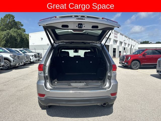 Jeep Grand Cherokee Vehicle Full-screen Gallery Image 30