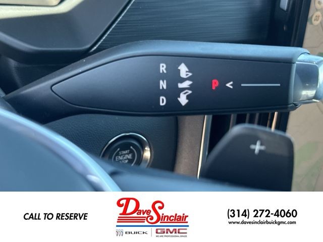 GMC Acadia Vehicle Full-screen Gallery Image 20