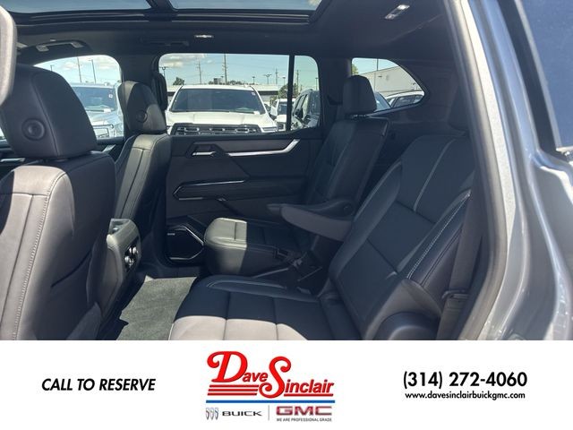 GMC Acadia Vehicle Full-screen Gallery Image 23
