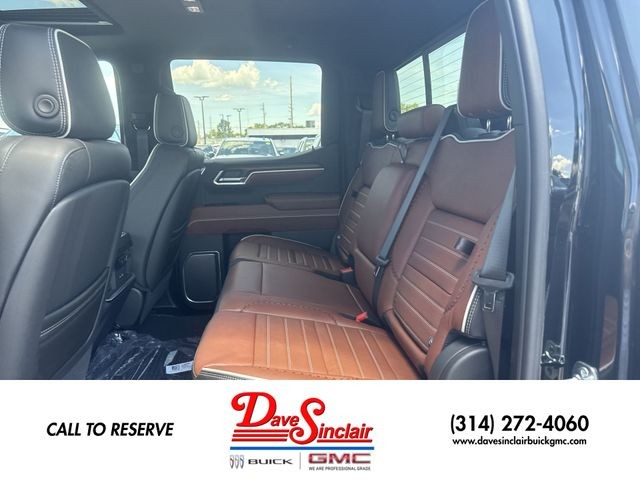 GMC Sierra 1500 Vehicle Full-screen Gallery Image 23