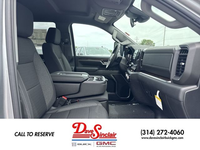 GMC Sierra 2500HD Vehicle Full-screen Gallery Image 24