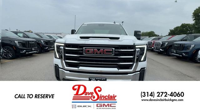 GMC Sierra 2500HD Vehicle Full-screen Gallery Image 03