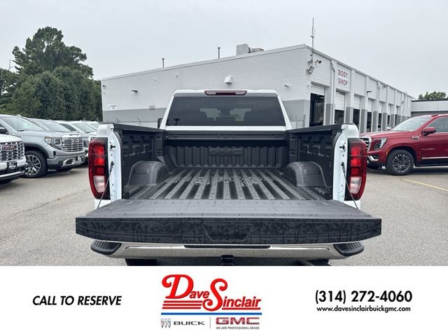 GMC Sierra 2500HD Vehicle Full-screen Gallery Image 23