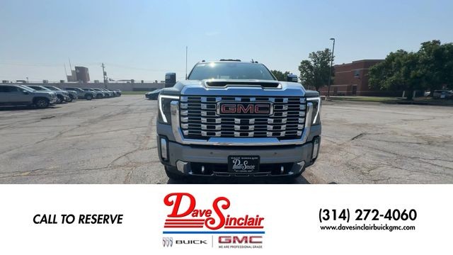GMC Sierra 2500HD Vehicle Full-screen Gallery Image 03