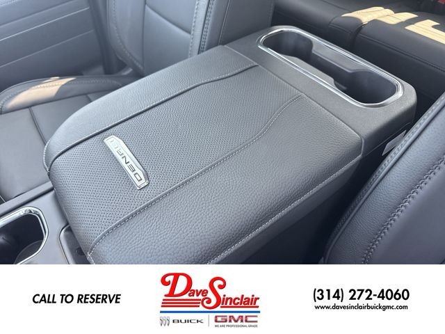 GMC Sierra 2500HD Vehicle Full-screen Gallery Image 21