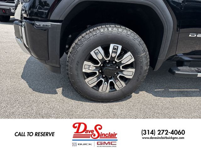 GMC Sierra 2500HD Vehicle Full-screen Gallery Image 10