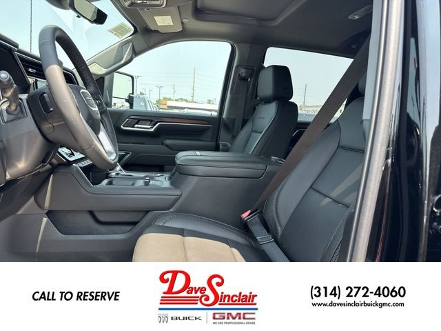 GMC Sierra 2500HD Vehicle Full-screen Gallery Image 11