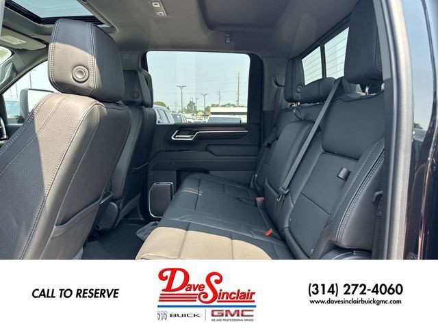 GMC Sierra 2500HD Vehicle Full-screen Gallery Image 23