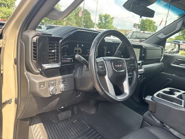 GMC Sierra 1500 Vehicle Full-screen Gallery Image 13
