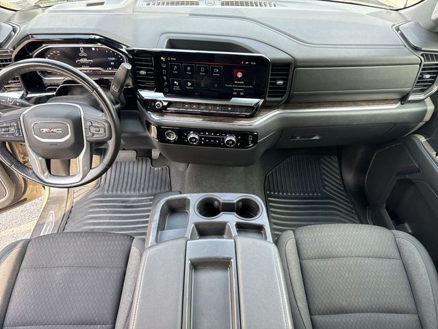 GMC Sierra 1500 Vehicle Full-screen Gallery Image 24