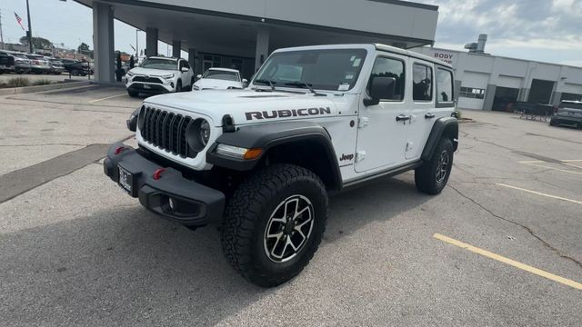 Jeep Wrangler Vehicle Full-screen Gallery Image 05