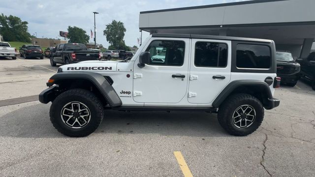 Jeep Wrangler Vehicle Full-screen Gallery Image 06