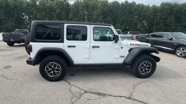 Jeep Wrangler Vehicle Full-screen Gallery Image 11