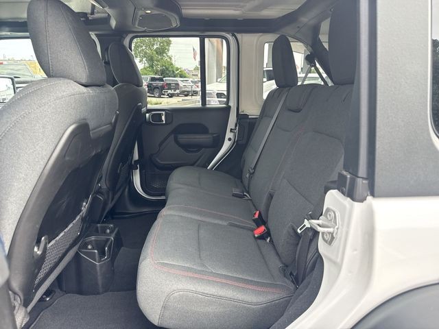 Jeep Wrangler Vehicle Full-screen Gallery Image 28