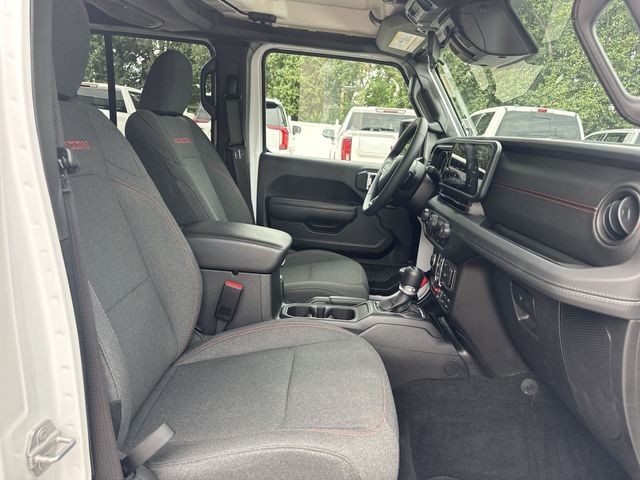 Jeep Wrangler Vehicle Full-screen Gallery Image 31