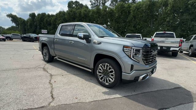 GMC Sierra 1500 Vehicle Full-screen Gallery Image 02