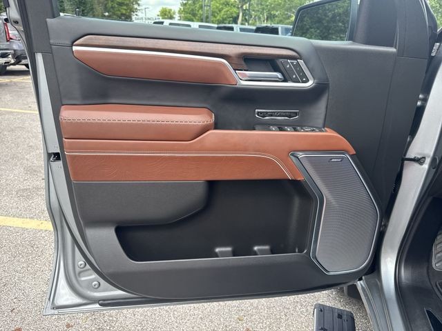 GMC Sierra 1500 Vehicle Full-screen Gallery Image 27