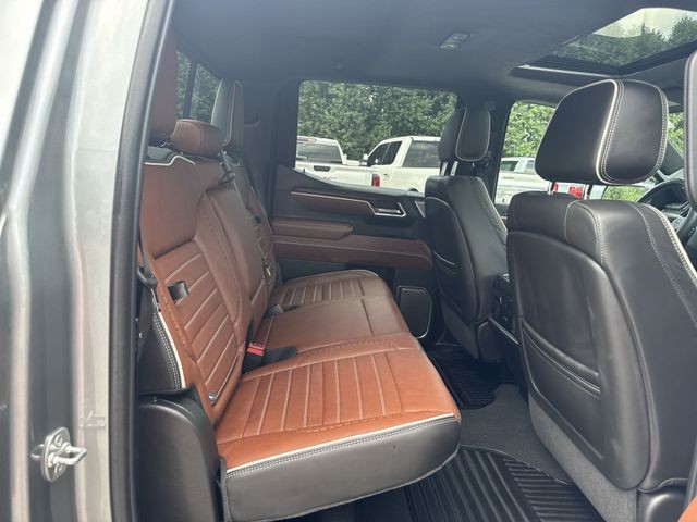 GMC Sierra 1500 Vehicle Full-screen Gallery Image 32