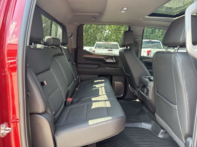 GMC Sierra 1500 Vehicle Full-screen Gallery Image 32