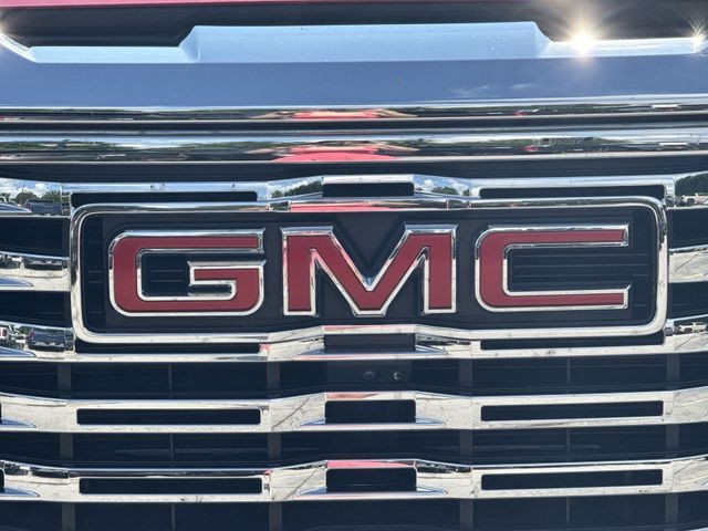 GMC Sierra 1500 Vehicle Full-screen Gallery Image 36