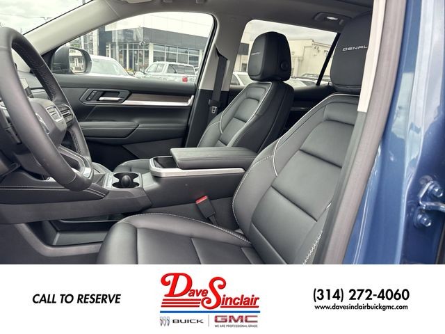 GMC Terrain Vehicle Full-screen Gallery Image 11