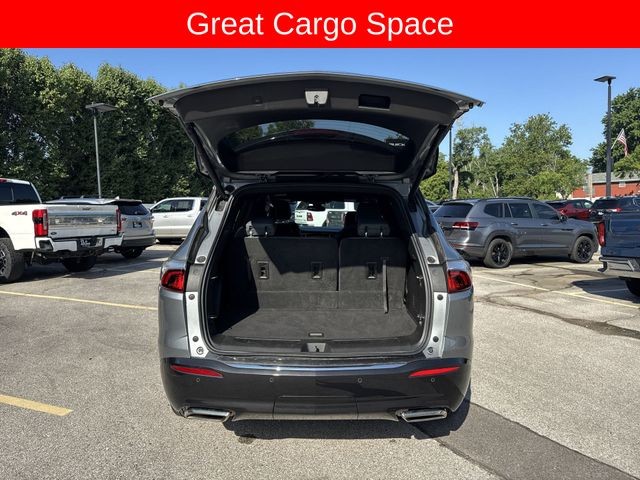 Buick Enclave Vehicle Full-screen Gallery Image 24