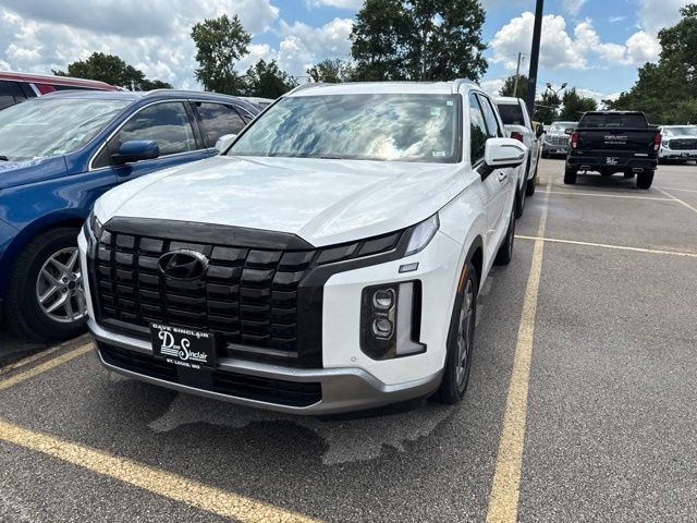 Hyundai Palisade Vehicle Full-screen Gallery Image 02