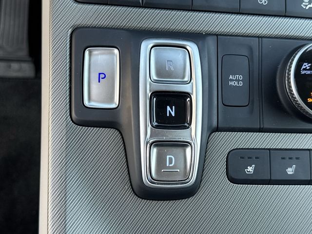 Hyundai Palisade Vehicle Full-screen Gallery Image 20