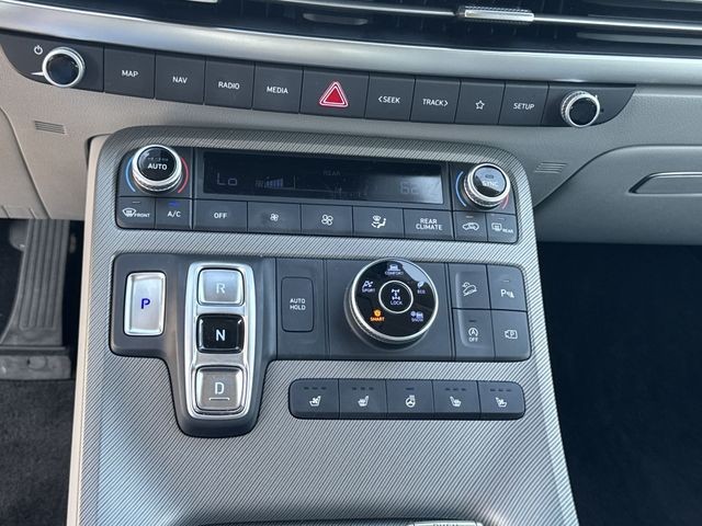 Hyundai Palisade Vehicle Full-screen Gallery Image 22