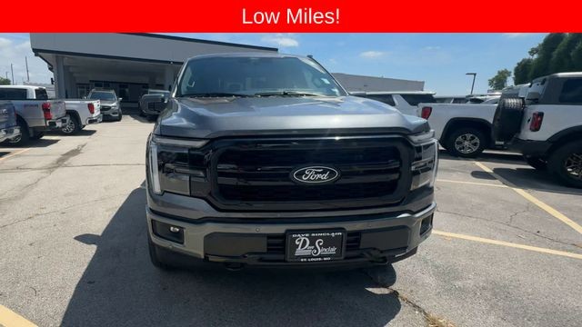 Ford F-150 Vehicle Full-screen Gallery Image 03