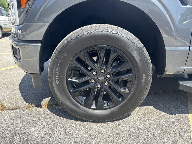 Ford F-150 Vehicle Full-screen Gallery Image 37