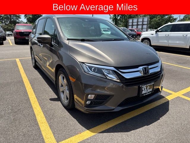 Honda Odyssey Vehicle Full-screen Gallery Image 03