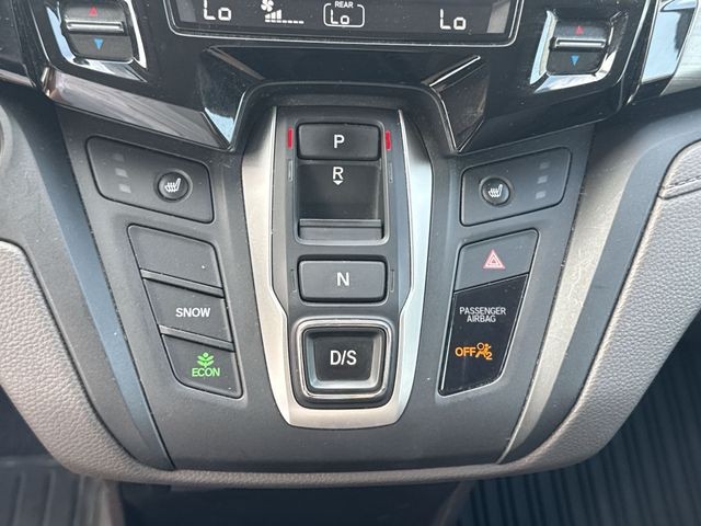 Honda Odyssey Vehicle Full-screen Gallery Image 19