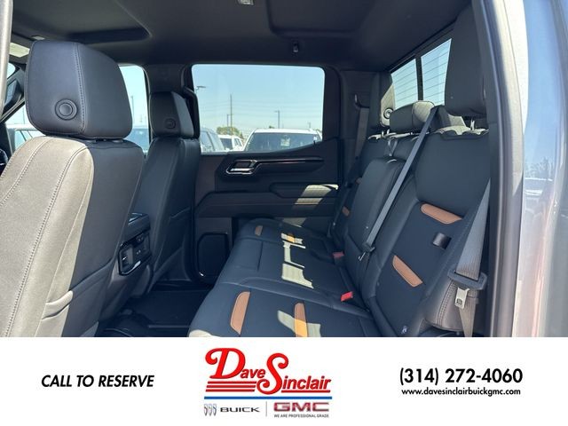 GMC Sierra 1500 Vehicle Full-screen Gallery Image 22