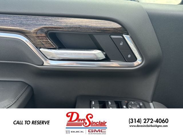 GMC Sierra 1500 Vehicle Full-screen Gallery Image 13