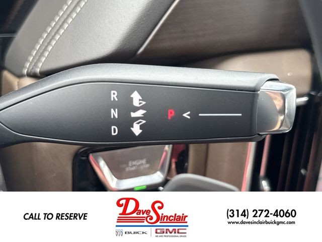 GMC Yukon Vehicle Full-screen Gallery Image 20
