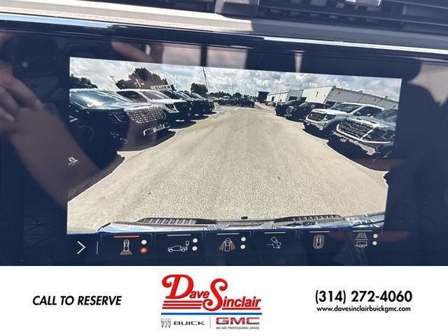 GMC Sierra 1500 Vehicle Full-screen Gallery Image 17