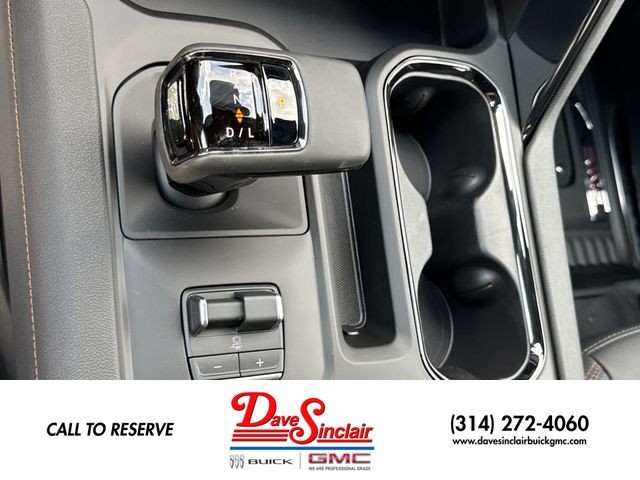 GMC Sierra 1500 Vehicle Full-screen Gallery Image 20