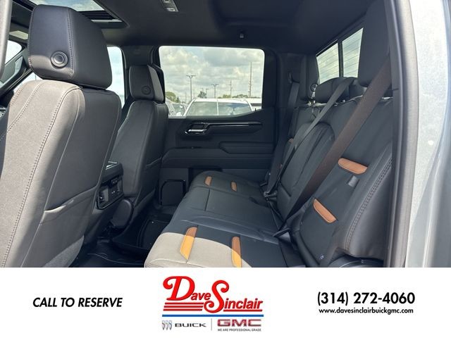 GMC Sierra 1500 Vehicle Full-screen Gallery Image 23