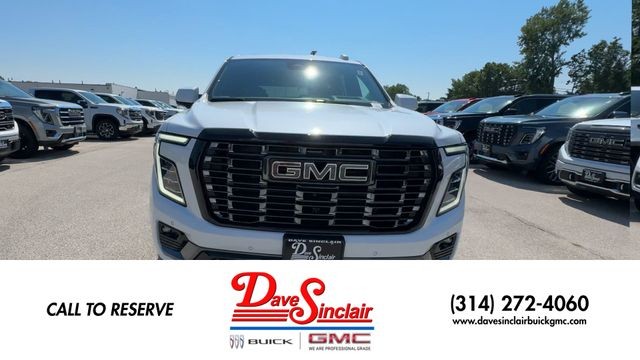 GMC Yukon Vehicle Full-screen Gallery Image 03