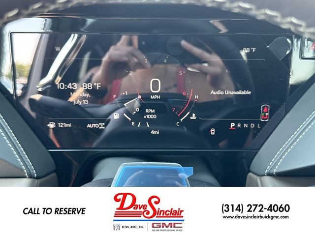 GMC Yukon Vehicle Full-screen Gallery Image 15