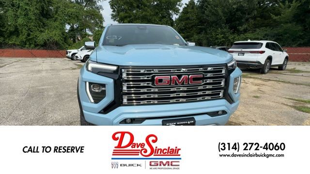 GMC Canyon Vehicle Full-screen Gallery Image 03