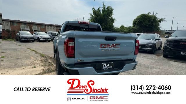GMC Canyon Vehicle Full-screen Gallery Image 07