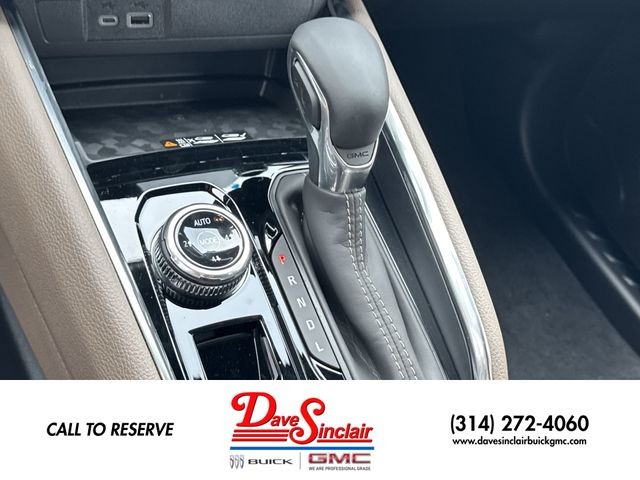GMC Canyon Vehicle Full-screen Gallery Image 20