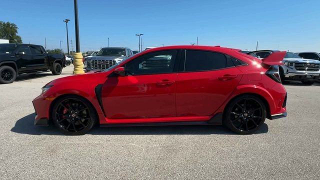 Honda Civic Type R Vehicle Full-screen Gallery Image 06