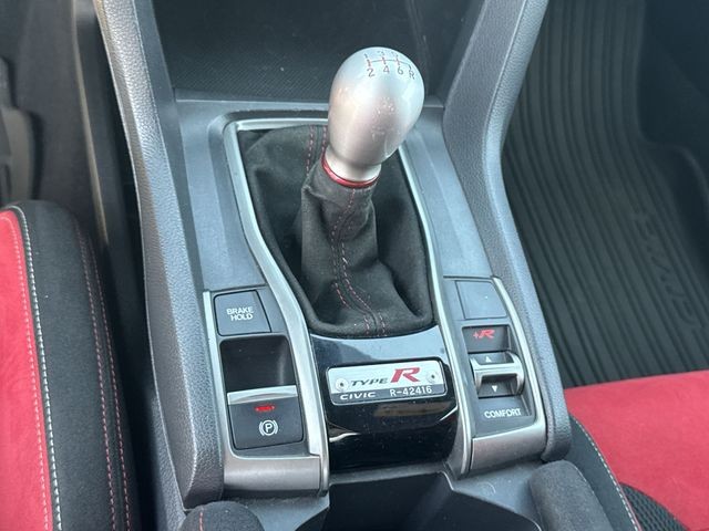 Honda Civic Type R Vehicle Full-screen Gallery Image 20