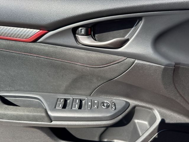 Honda Civic Type R Vehicle Full-screen Gallery Image 26