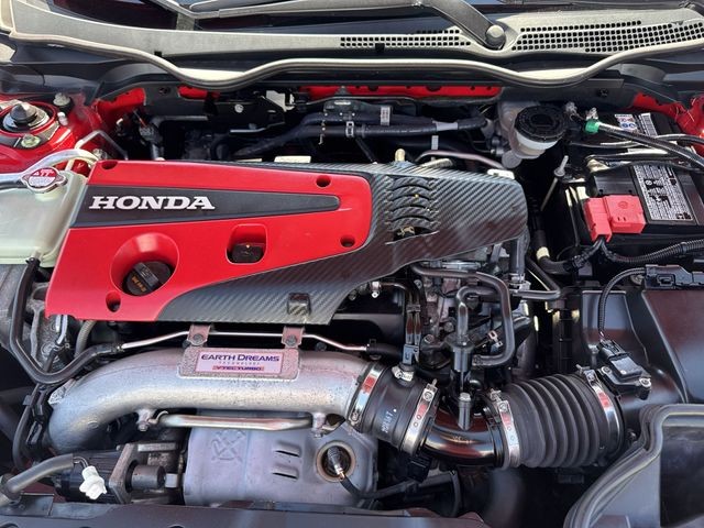 Honda Civic Type R Vehicle Full-screen Gallery Image 32