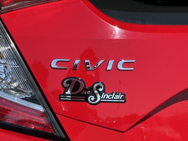 Honda Civic Type R Vehicle Full-screen Gallery Image 34